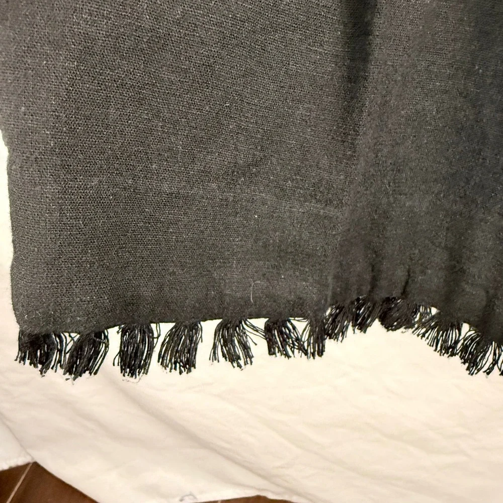 Banana Republic Black Cropped Linen Blend Tassle Hem Ankle Pants Size 4 Casual‎